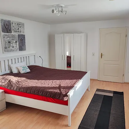 Amelie Ribnitz-Damgarten